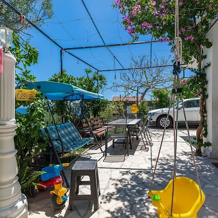By The Sea Igrane, Makarska - 6840 Апартаменти Ігране